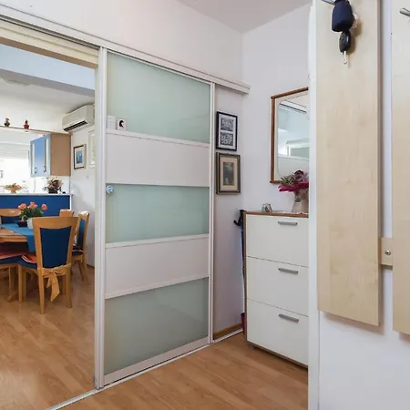 Two-bedroom In Appartamento Spalato