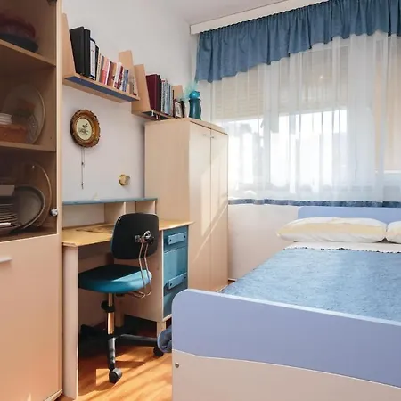 Two-bedroom In Appartamento